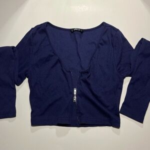 Long sleeve zip up crop top